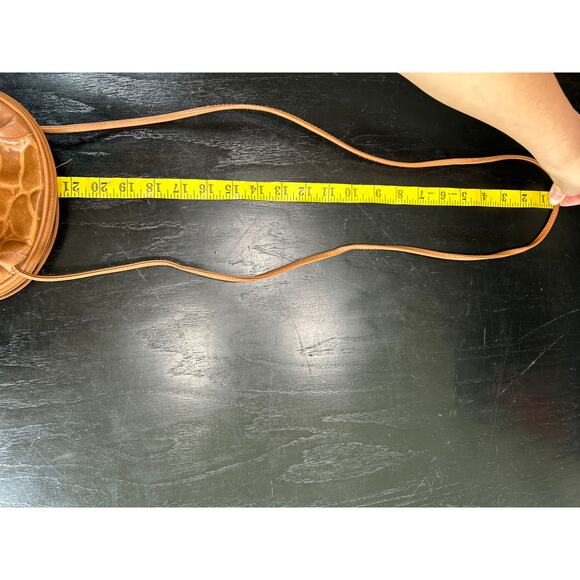 Vtg crossbody bag- faux croc outside round- medium brown- zips- Dovers Brand - Picture 3 of 5